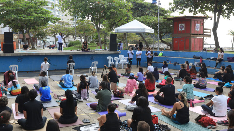 Primeira edição do Yoga Fest atrai praticantes e iniciantes
