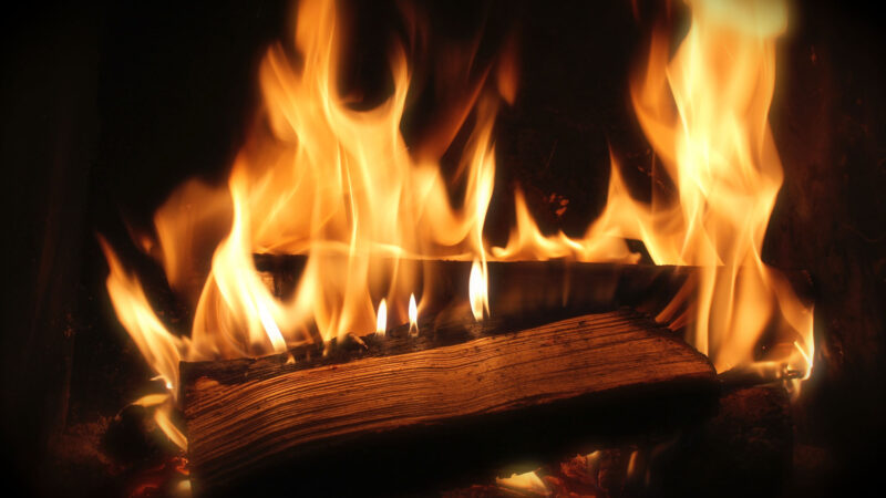 Perigos no frio: há risco de incêndio ao usar lareiras e aquecedores