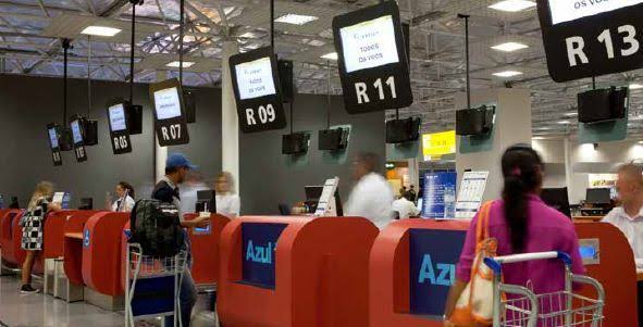 Justiça obriga Azul e Avianca a informar clientes sobre direito a mudanças em passagens sem taxas