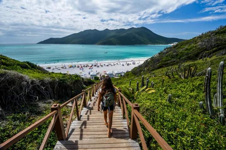 Arraial do Cabo e Búzios estão entre os sete destinos mais amados do Brasil