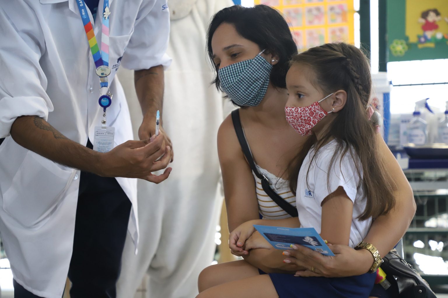 Rio inicia vacinação de crianças de 3 e 4 anos