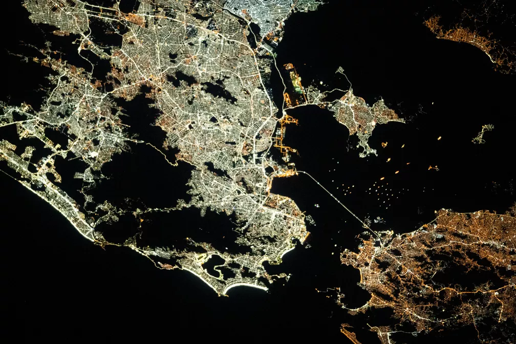 NASA mostra 80% da cidade do Rio com luz de LED