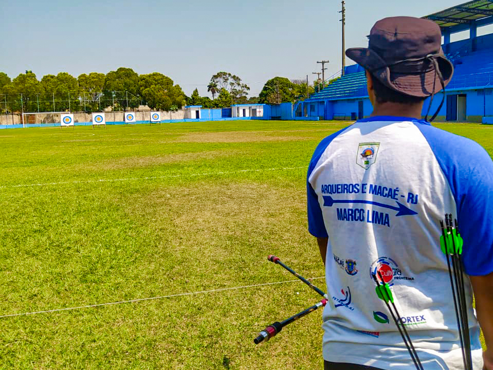 Atleta macaense se destaca no Tiro com Arco