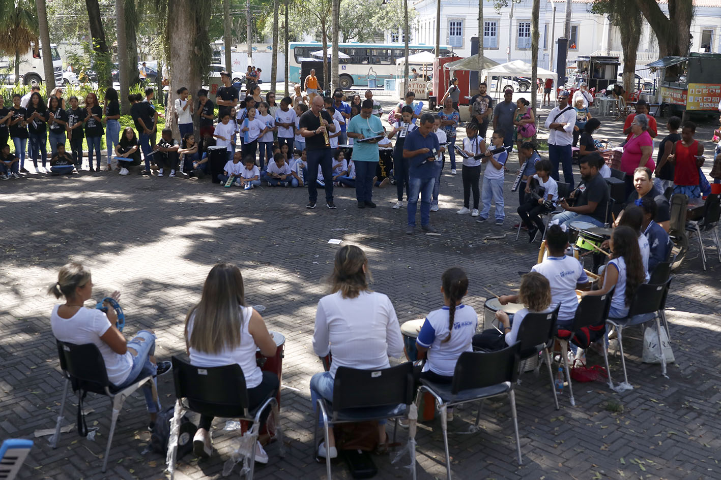 Encontro de Bandas leva música e alegria à Praça Veríssimo de Melo