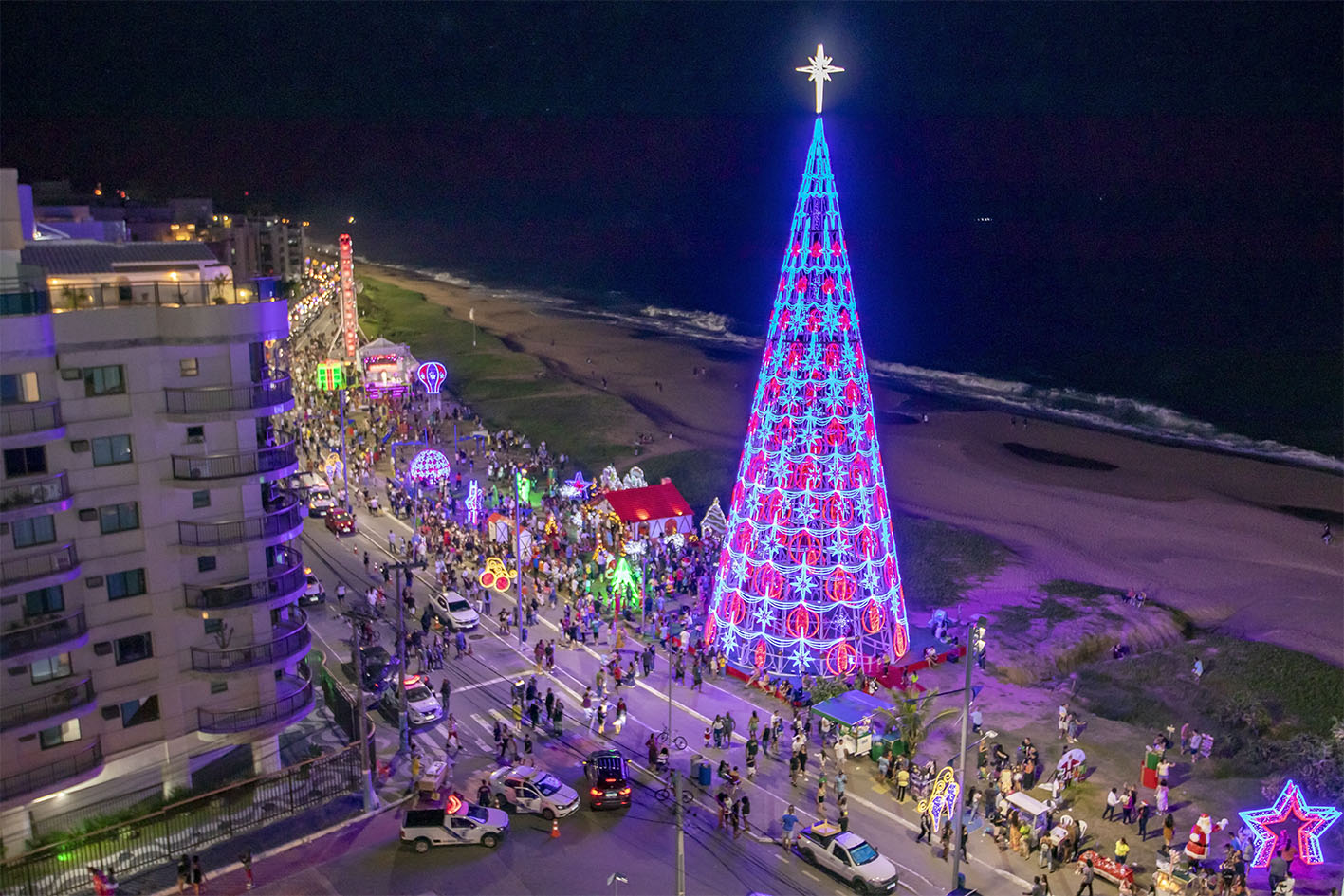 Emoção marca lançamento do Natal Magia em Macaé￼