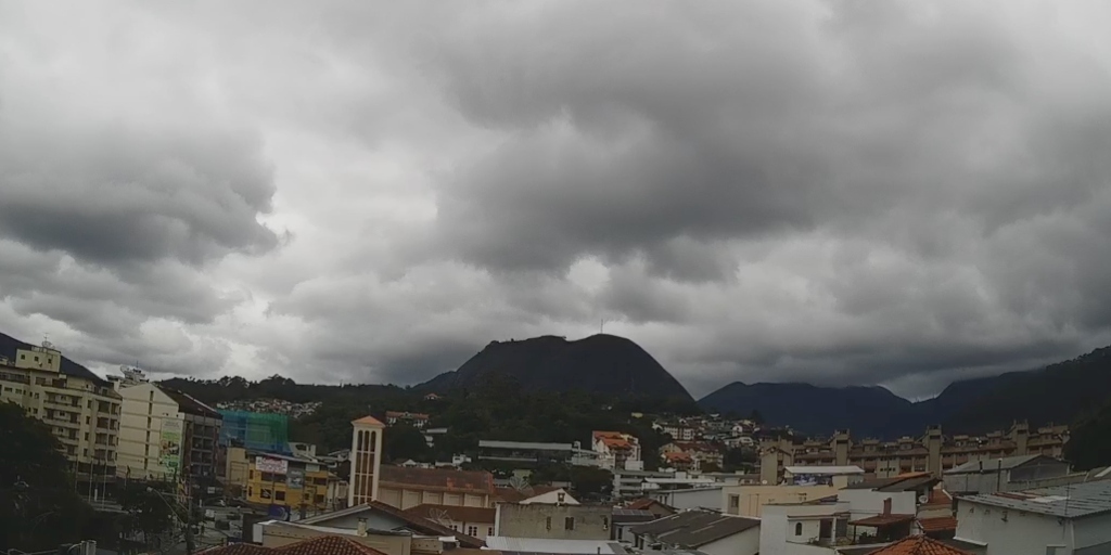 Defesa Civil Nacional emite alerta de chuva forte em Friburgo