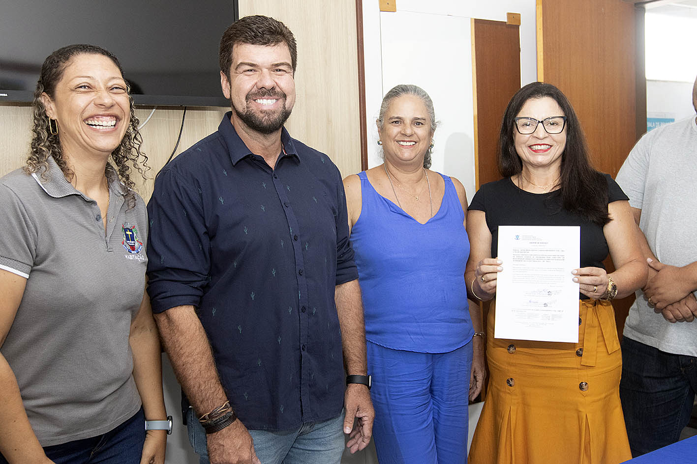 Prefeitura entrega ordem de serviço da regularização fundiária do Complexo da Ajuda