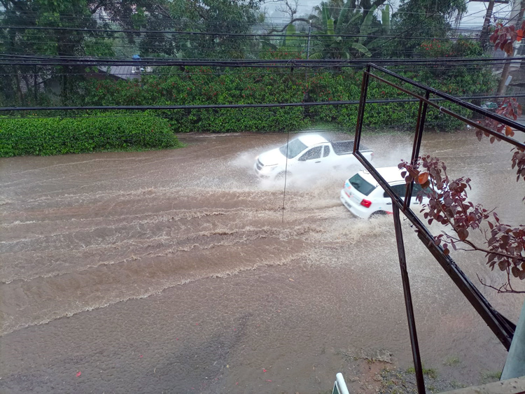 Chuva causa estragos em Nova Friburgo