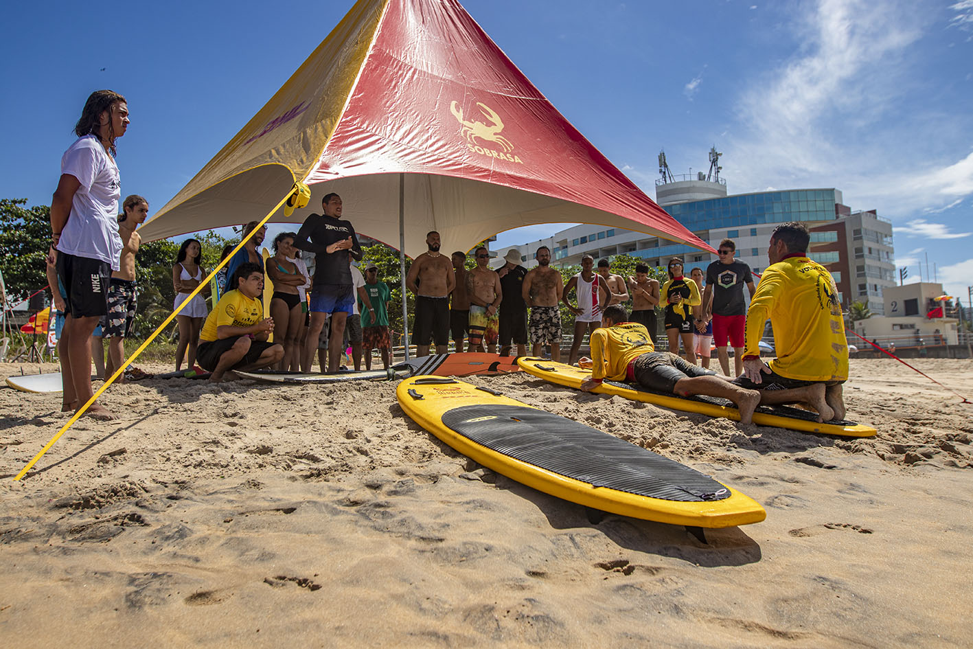 “Surf-Salva”: prevenção em esportes aquáticos é foco de projeto