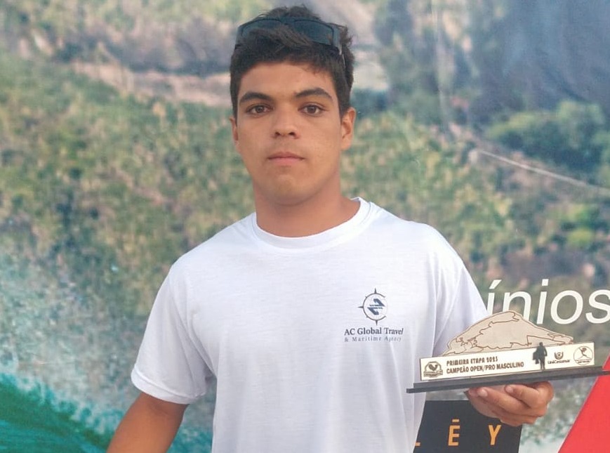 Surfista macaense vence etapa do circuito estadual