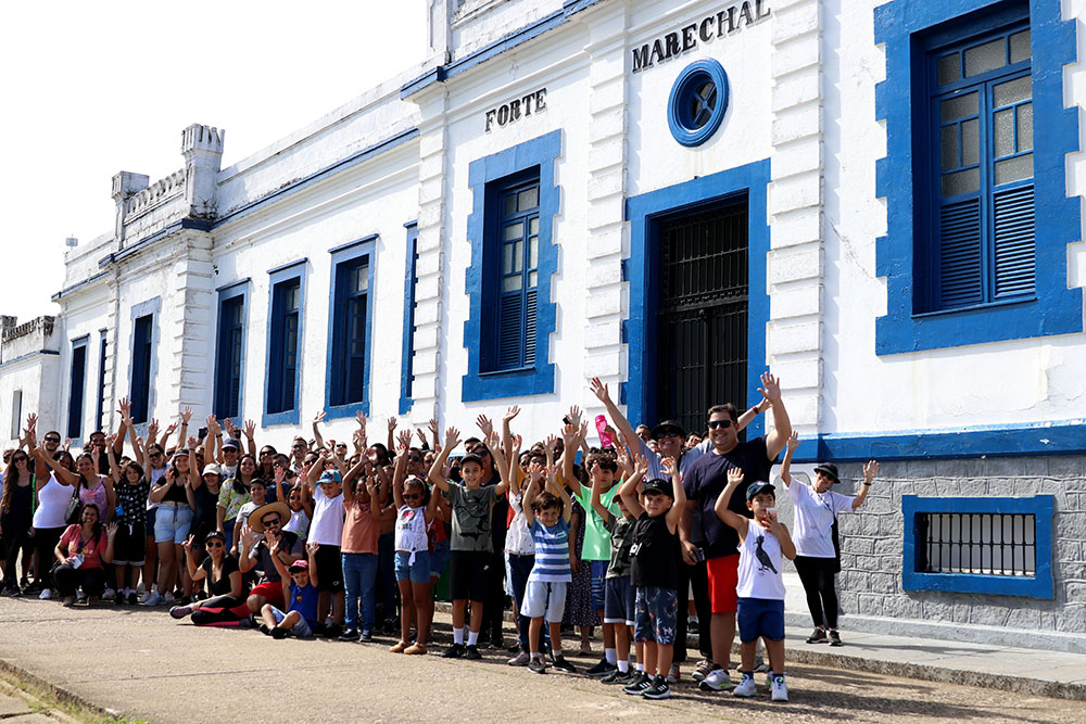 Visita Guiada ao Forte valoriza riqueza histórica de Macaé