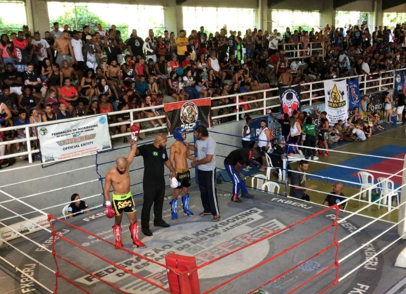 Atleta macaense vence taça estadual de Kickboxing