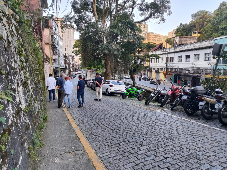 CPTrans estuda reorganização da Rua Pinto Ferreira