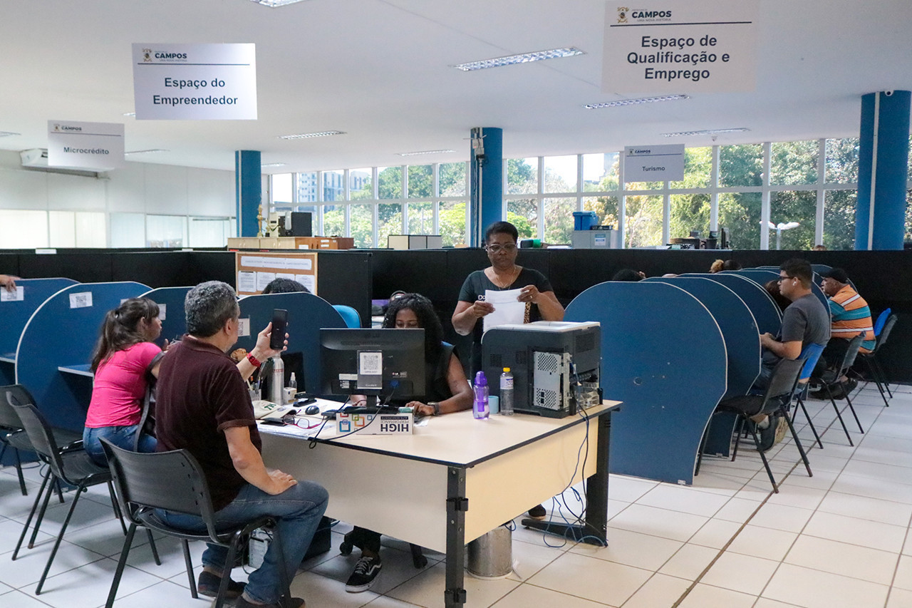 Espaço da Oportunidade com 93 vagas de emprego nesta segunda-feira.