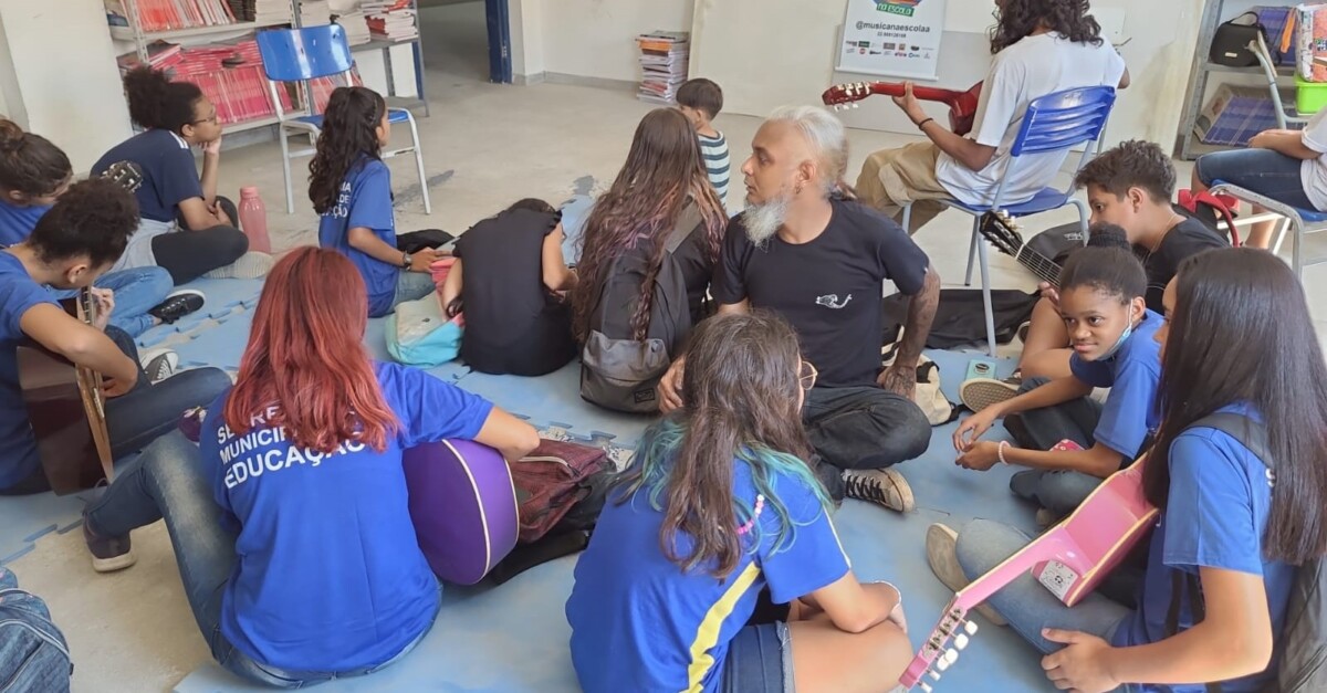 Projeto Música na Escola finaliza primeira etapa na Escola Municipal Alfredo Castro, em Cabo Frio