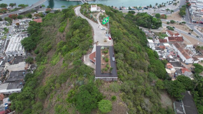 Entrega da revitalização do Morro da Guia, em Cabo Frio, acontece nesta sexta-feira (5)