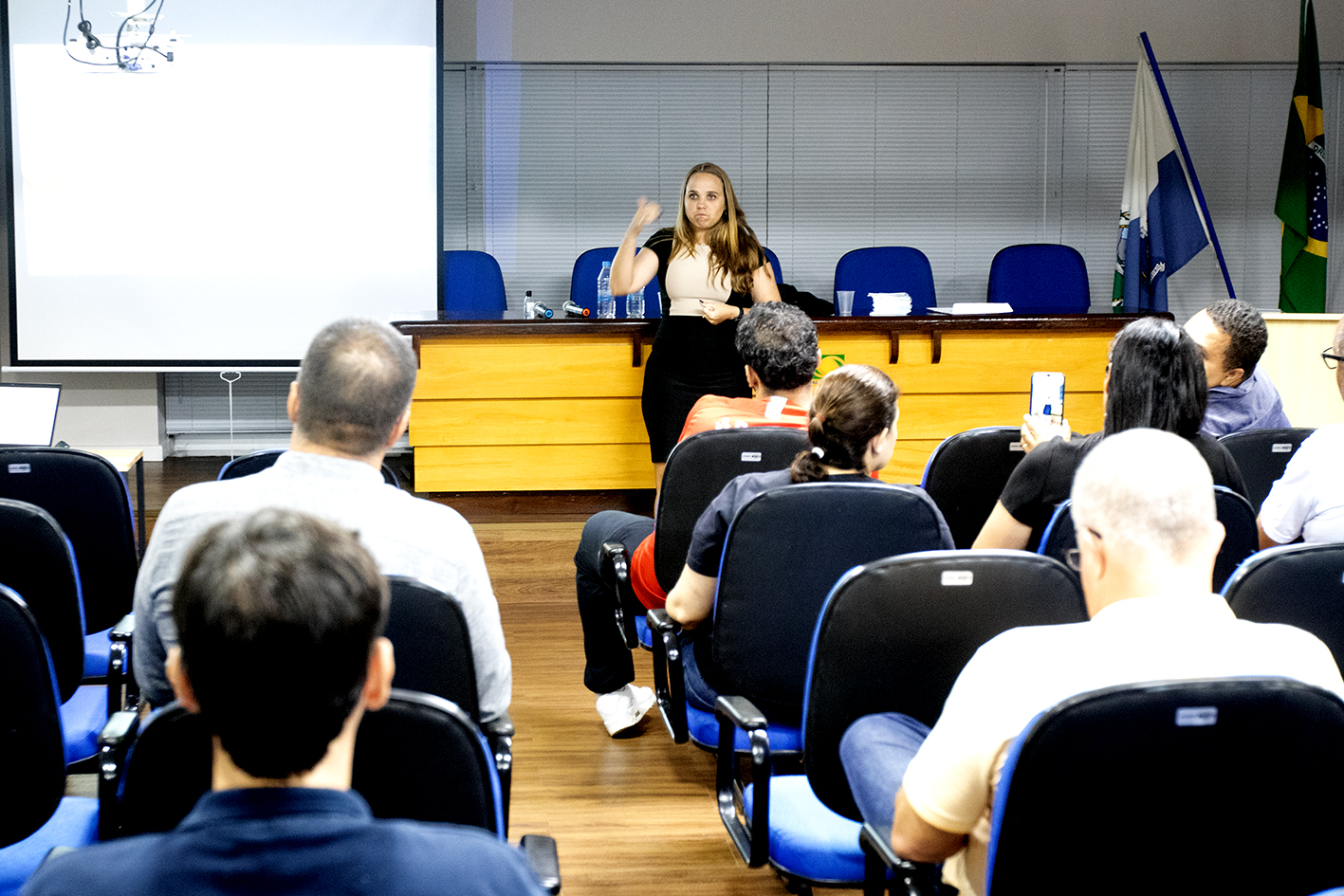 Palestra do Procon aborda direitos e deveres dos fornecedores nas relações de consumo