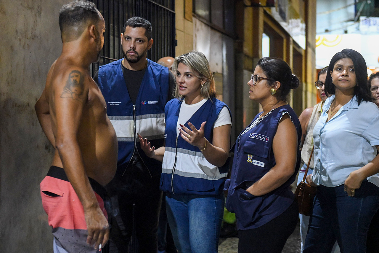 Força-tarefa acolhe 18 pessoas que viviam em situação de rua em Campos