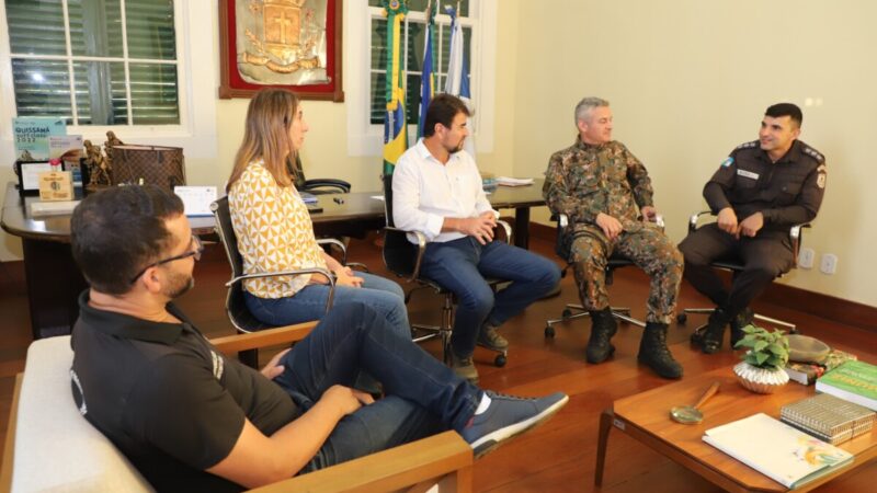 Prefeita Fátima Pacheco recebe novo Comandante de Polícia Ambiental, Coronel Ibiapina    
