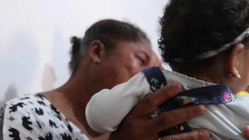 Famílias acolhedoras em Macaé escolhem amar