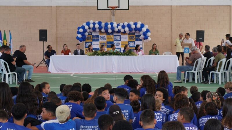 Prefeitura de Cabo Frio reinaugura Escola Municipal Evaldo Salles, no Peró