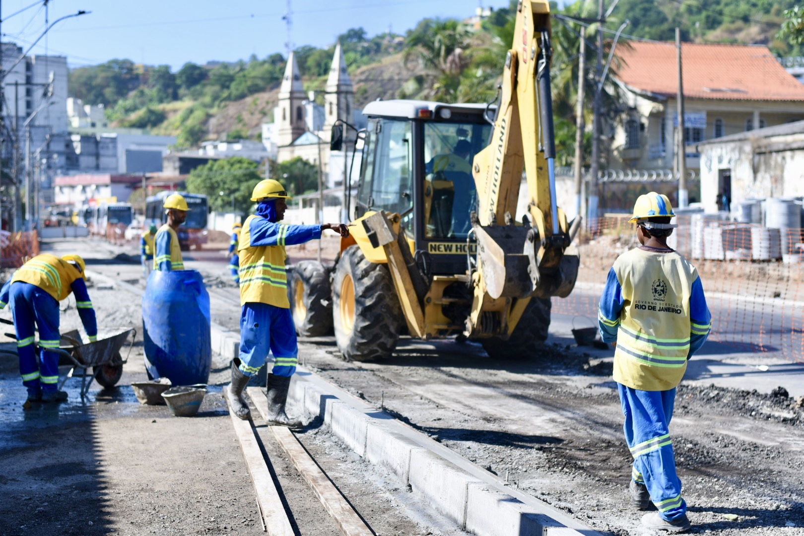 Obras do Governo do RJ empregam mais de 1,5 mil moradores da Região Metropolitana