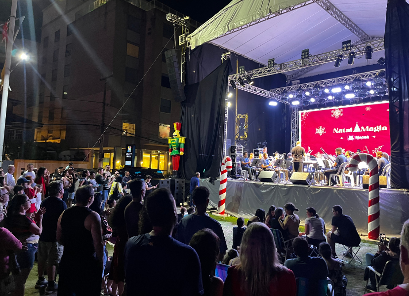 Orquestra de Sopro Nova Aurora interpreta rock brasileiro em espetáculo sinfônico