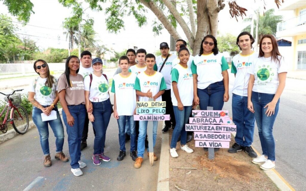 Prefeita anuncia pagamento de programas sociais e destaca investimentos na assistência