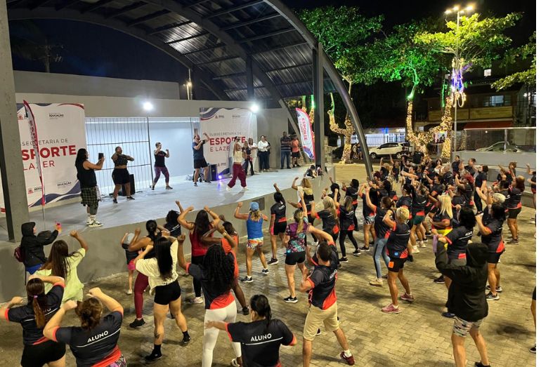 Zumba movimenta a abertura do Verão Esportivo; veja o evento de Arraial do Cabo