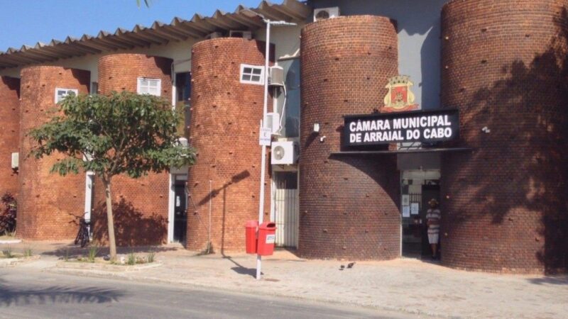 Cabofolia transforma Cabo Frio com música e trio elétrico; veja a agenda completa