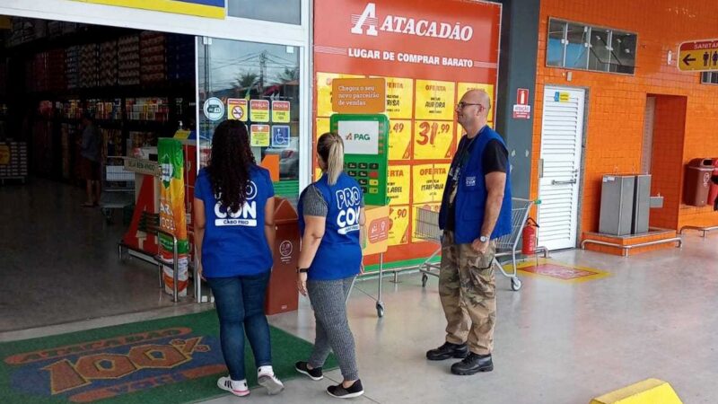 Procon Cabo Frio realiza levantamento e aponta variação nos preços escolares