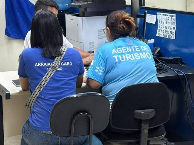 Flagrante de atividade profissional irregular leva homem à delegacia em Arraial do Cabo