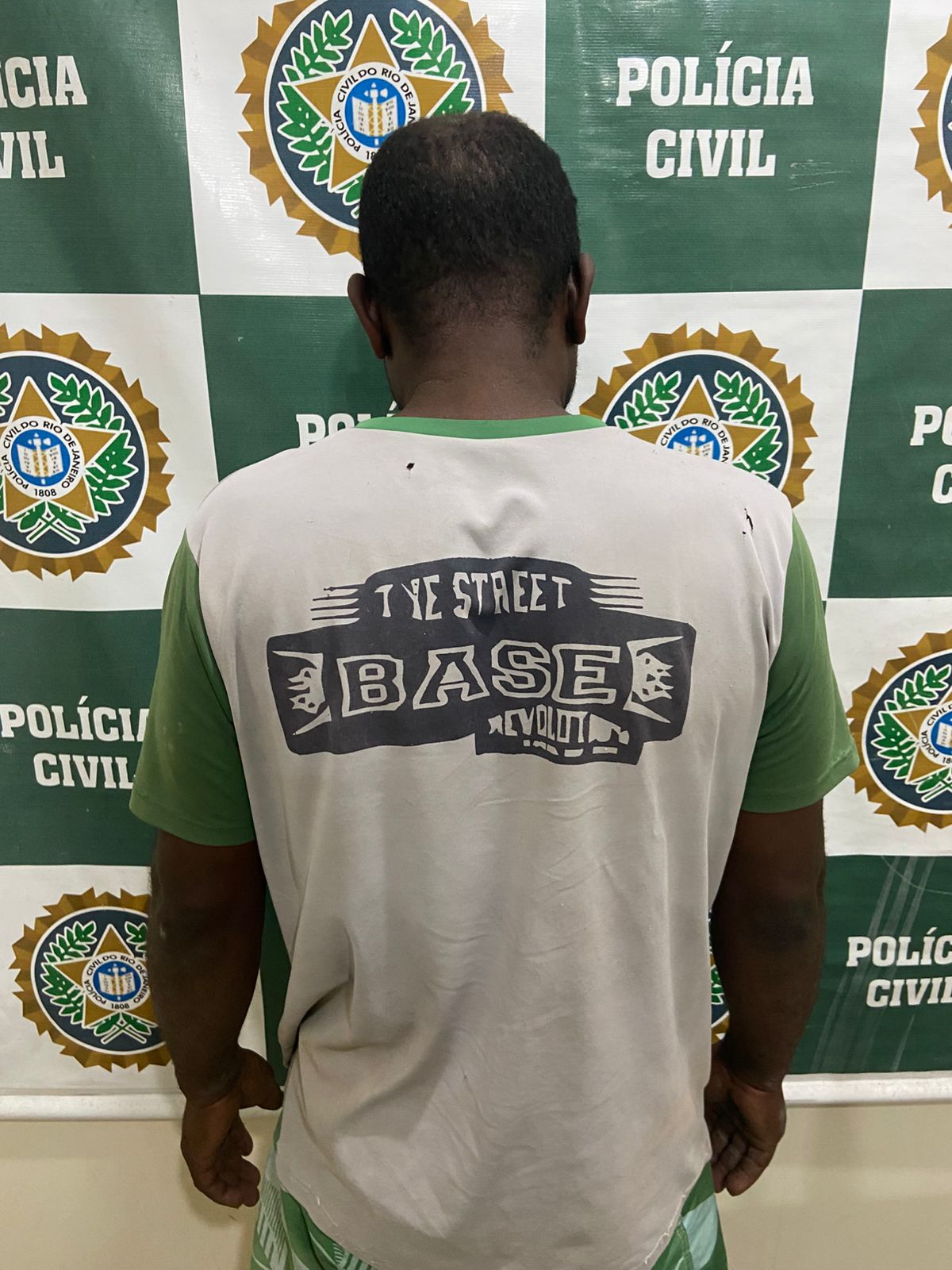 Polícia Civil prende homem que estuprou filhas de 11 e 13 anos em São João da Barra