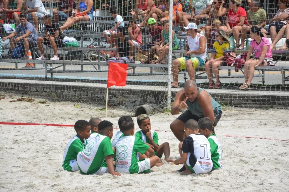 Iguaverão oferece programação esportiva e cultural gratuita na Praia do Centro