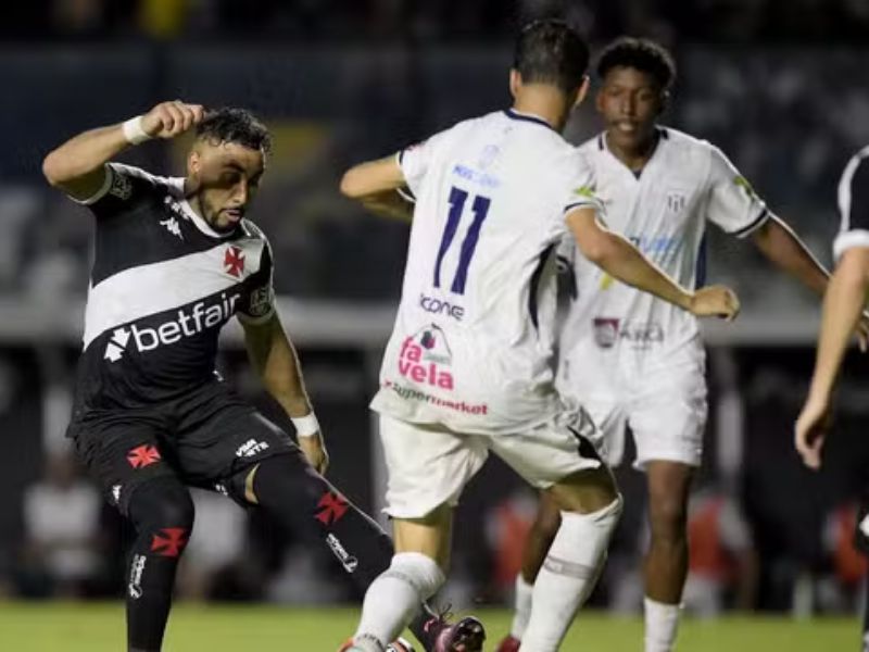 Maricá não aguenta o Vasco no Rio e deixa liderança escapar no Carioca