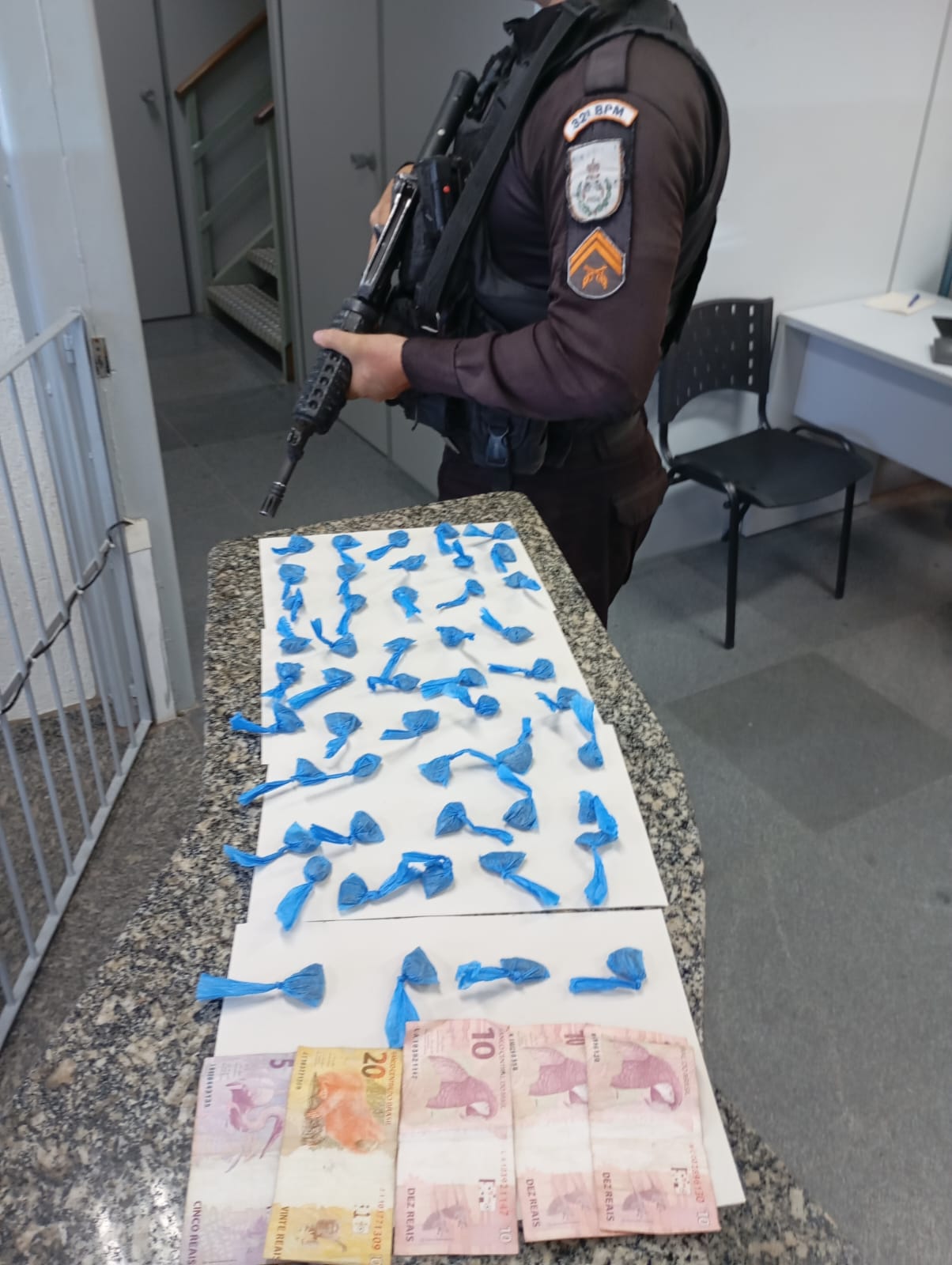 Homem é preso em Macaé com carga de cocaína no bairro Botafogo