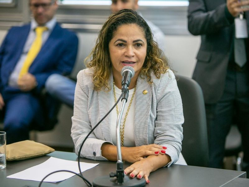 Nova mesa diretora da Alerj tem deputada estadual de Saquarema na secretaria