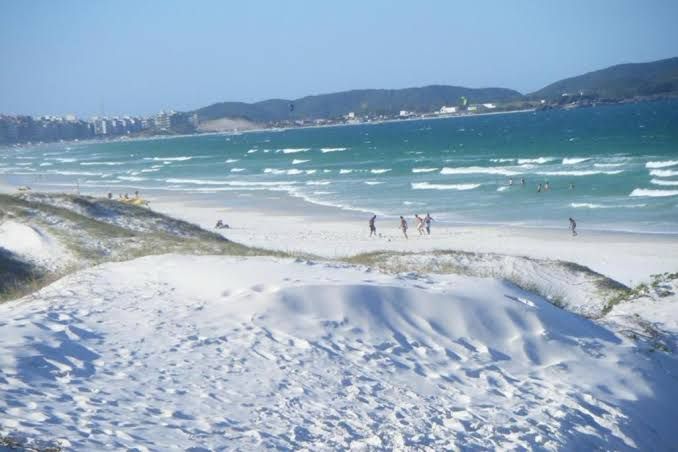 Operação em Cabo Frio apreende veículos irregulares nas dunas do Parque Estadual da Costa do Sol