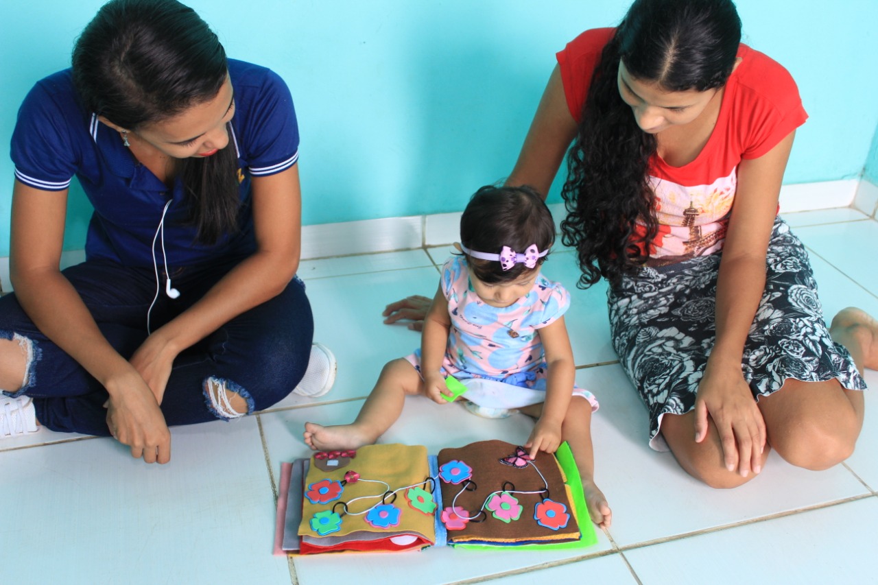 Famílias podem se inscrever no Programa Criança Feliz em Arraial do Cabo