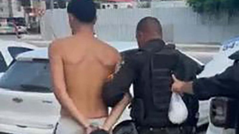 Jovem de 19 anos é preso por tráfico de drogas em Cabo Frio durante operação policial