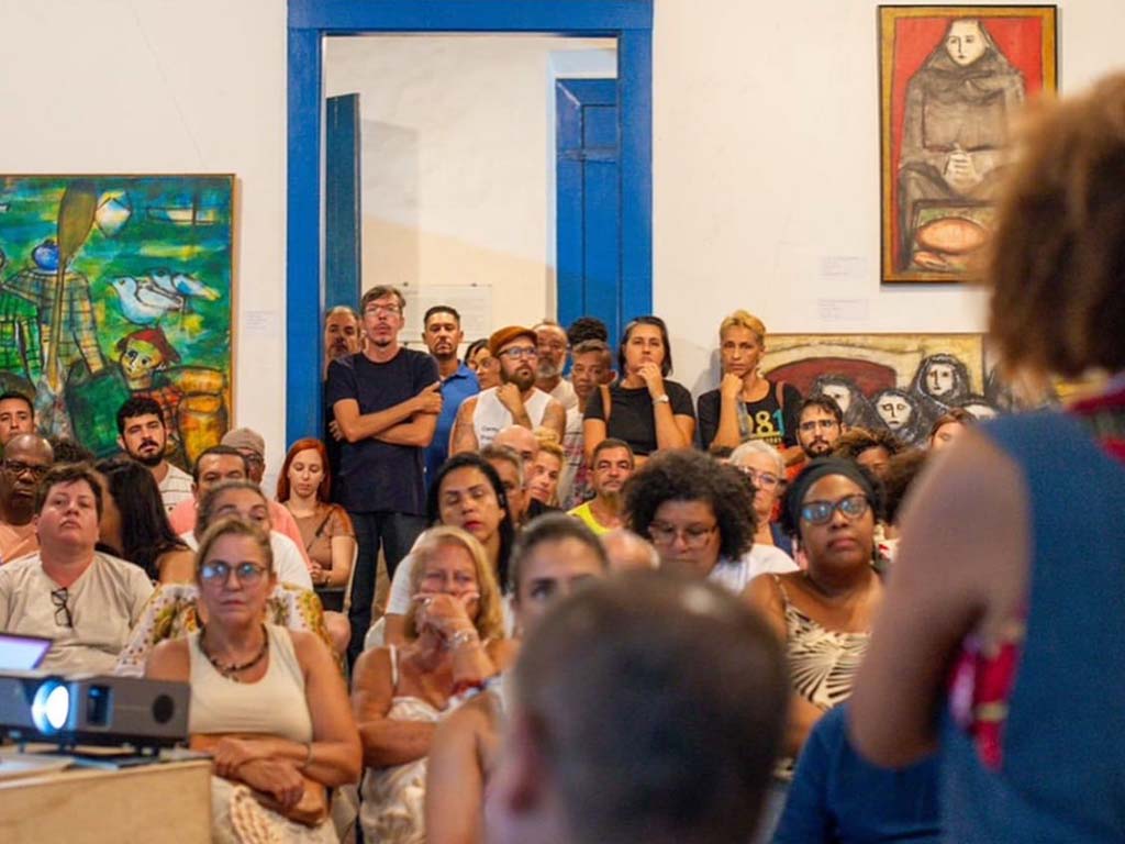 Secretaria de Cultura de Cabo Frio oferece oficinas e suporte para produtores culturais interessados na PNAB