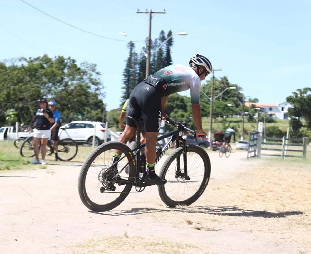 Cabo Frio: Ciclistas encaram prova de 40 km na Fazenda Campos Novos antes de grande desafio