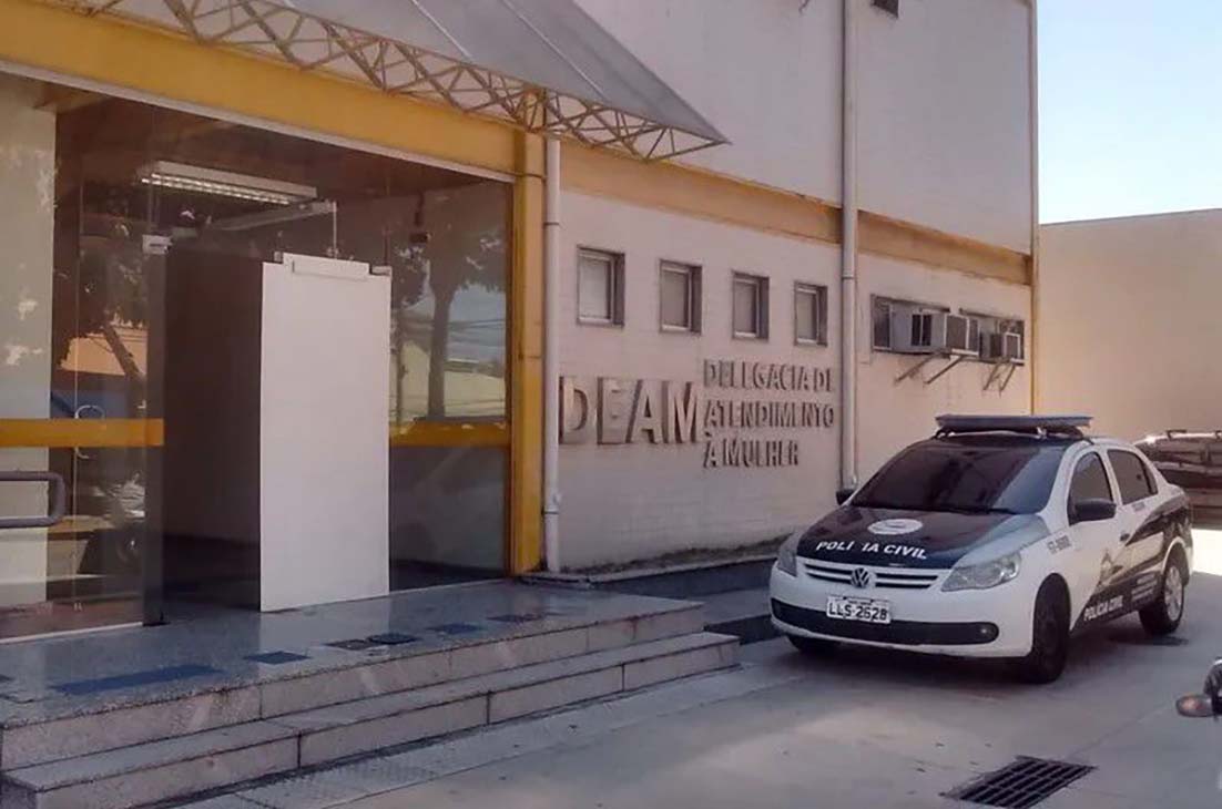 Violência doméstica: Homem é preso por agressões e ameaças contra companheira em Cabo Frio