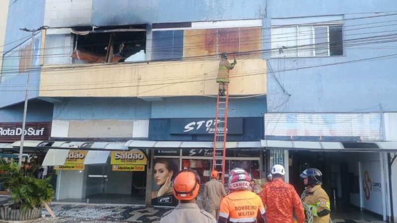 Incêndio no Campos Shopping deixa cinco feridos