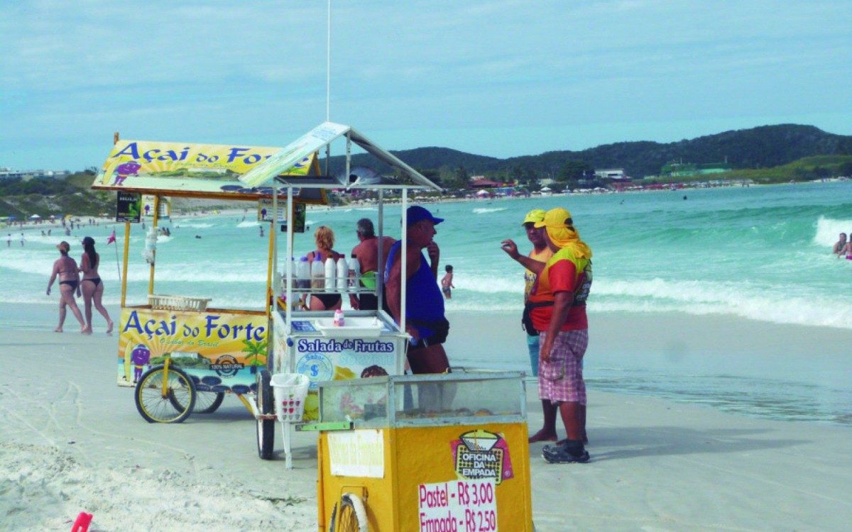 Carnaval 2025 já começou em Cabo Frio com cadastramento de ambulantes