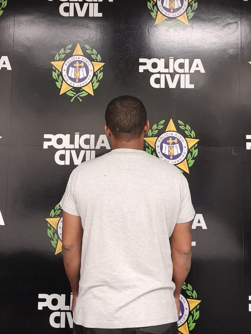 Golpe do seguro: homem foi preso em Macaé após tentar forjar roubo do próprio veículo