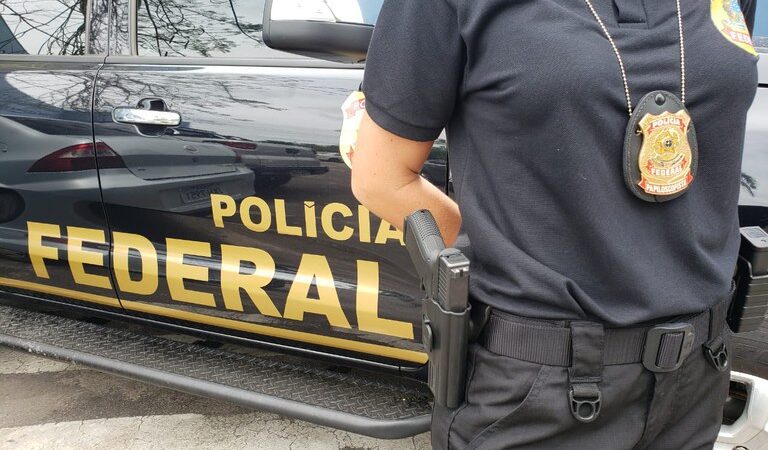 Polícia Federal realiza operação para desarticular esquema de corrupção passiva em Macaé