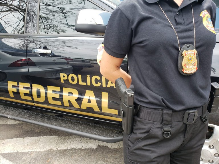 Polícia Federal realiza operação para desarticular esquema de corrupção passiva em Macaé