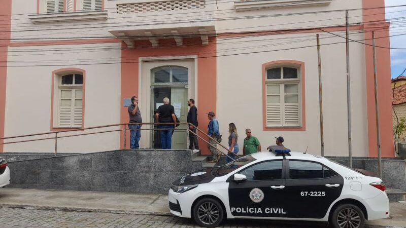 Polícia Civil de Saquarema investiga assassinato de 2 homens no bairro Alvorada