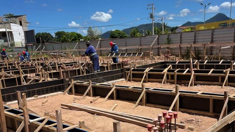 Saquarema segue trabalhando em obras de construção de unidades educacionais